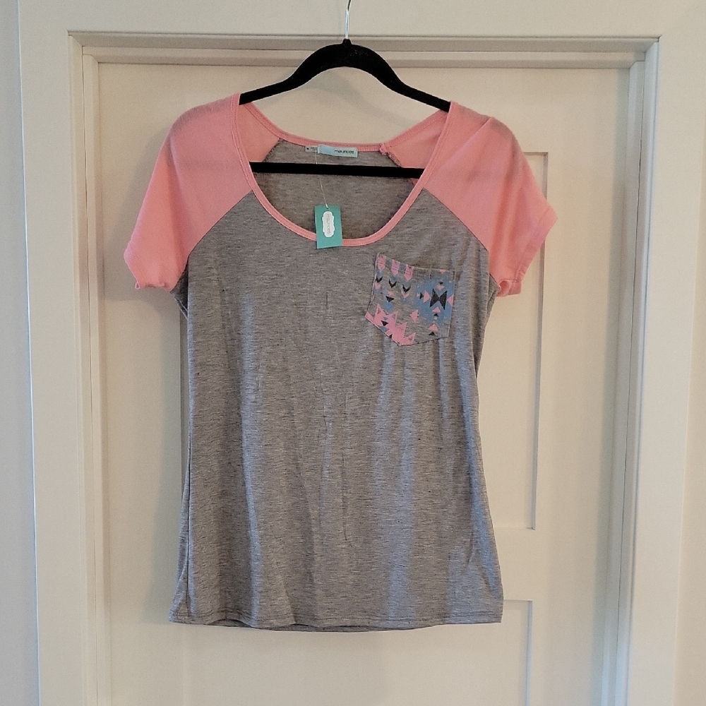 Maurices Tee M NWT